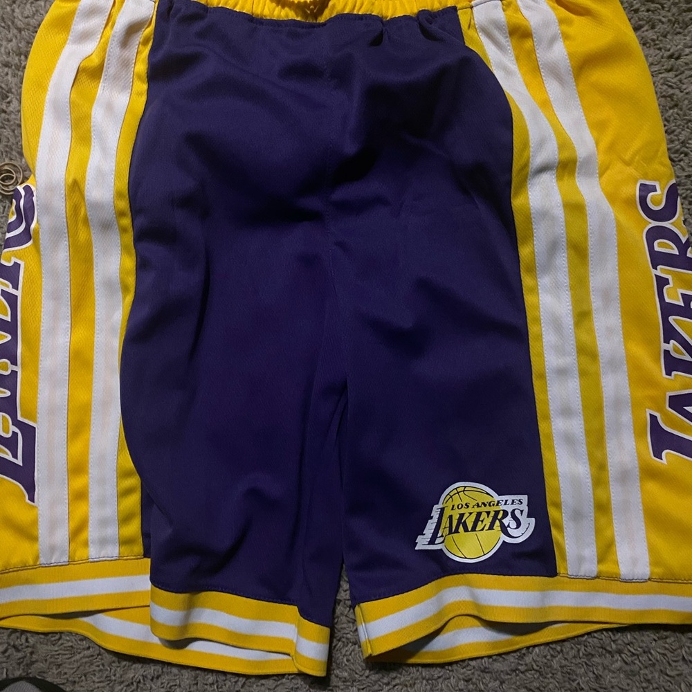 Lakers Lebron shorts